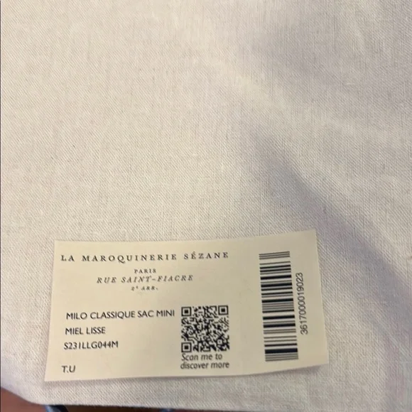 Sezane Mini Milo in Smooth Honey - Picture 3 of 5